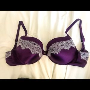 Victoria’s Secret Push up bra